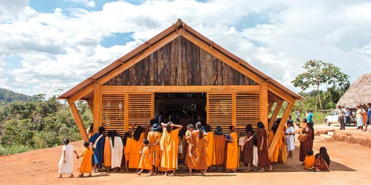 Aula Multifuncional en Mazaronkiari