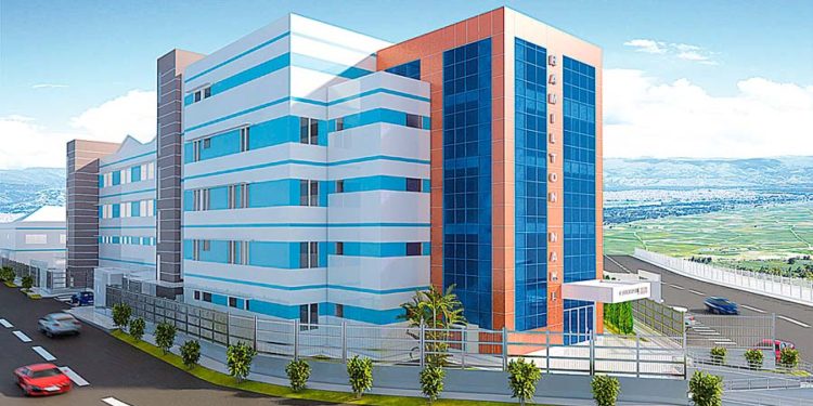 Protección sísmica en clínica Hamilton Naki de Huancayo