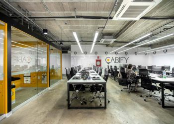 Cabify: Formalidad con estilo juvenil