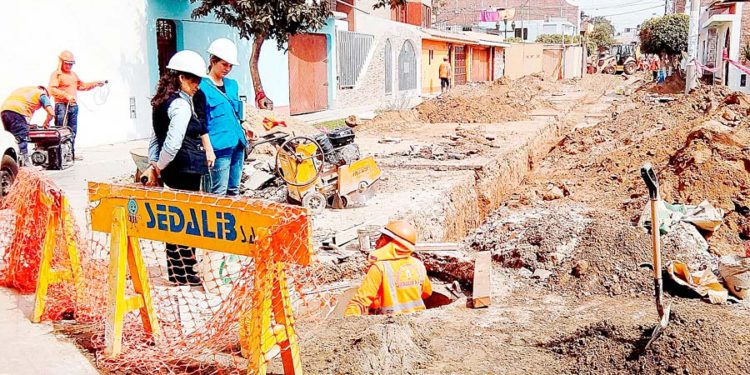 Invierten S/ 5.3 millones en la reparación de redes de alcantarillado de Trujillo
