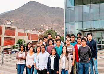 Estudiantes UNI son finalistas en concurso internacional con proyecto de casa sostenible