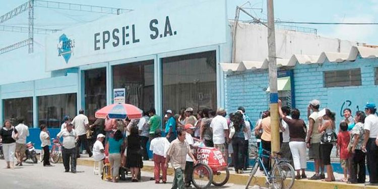 Adjudican obra de agua y desagüe en 12 pueblos jóvenes de Lambayeque
