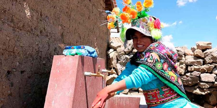 Perú gana premio internacional del BID por proyecto de agua y saneamiento rural