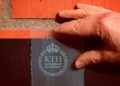 Crean “madera transparente” que almacena y libera calor en viviendas