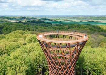 Torre helicoidal, reloj de arena
