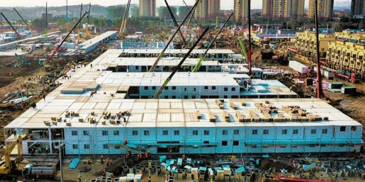 Hospitales modulares construidos en Wuhan dejan de operar mientras disminuye riesgo de coronavirus