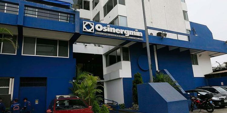 Osinergmin pide a empresas eléctricas y de gas no cortar servicio por falta de pago