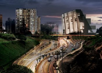 Sede de UTEC considerada como uno de los edificios más influyentes de la década