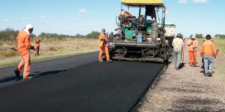 Establecen requisitos para solicitar ampliación de plazos en la ejecución de obras públicas