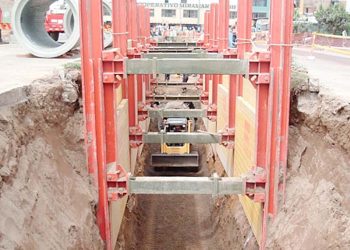 Krings Perú: Sistema Paralelo, entibación hasta 6.10 m de profundidad