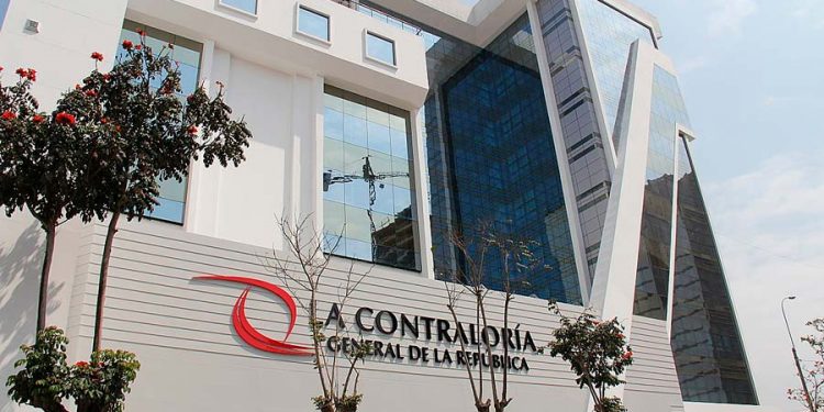 Amazonas: Contratan empresa de alcalde para ejecución de obra deportiva y recreativa