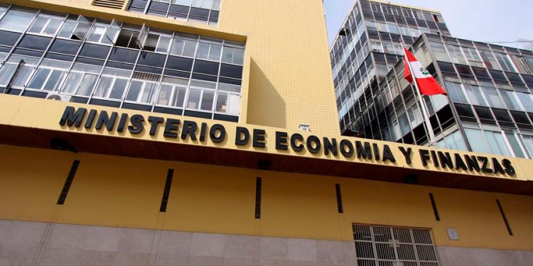MEF: Inversión pública en el primer trimestre del 2021 alcanzó los S/ 6,901 millones