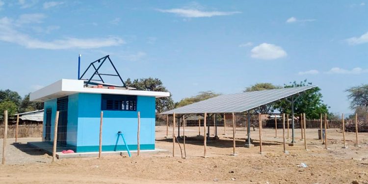 Piura: Entregan obra de agua potable que opera bombas de flujo con paneles solares