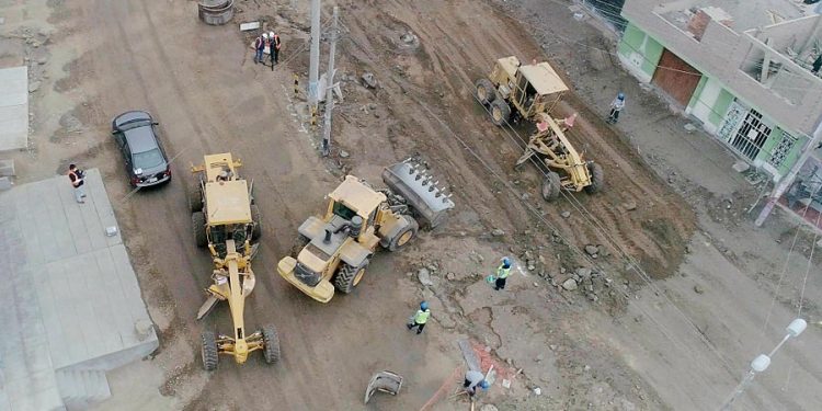 Construcción de pistas y veredas en ATE demandará una inversión de más de S/ 7 millones