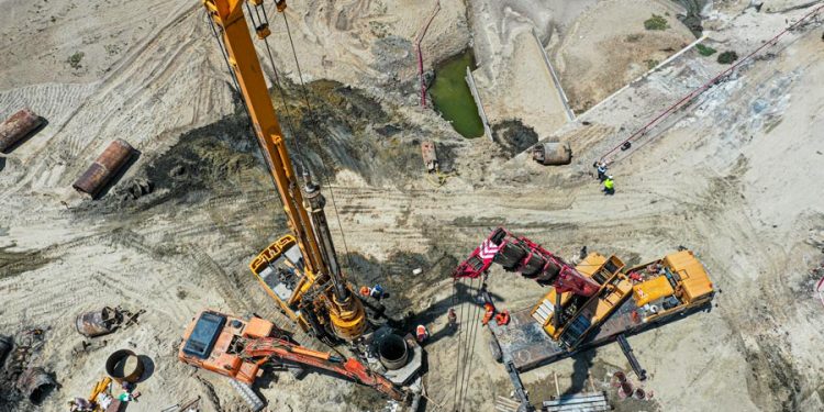 La ARCC ejecutará 3,073 obras con inversión de más de S/ 8,000 millones