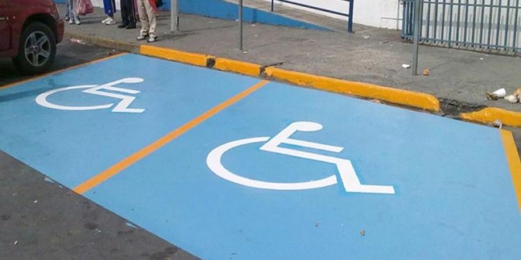 MVCS propone más estacionamientos para personas con discapacidad