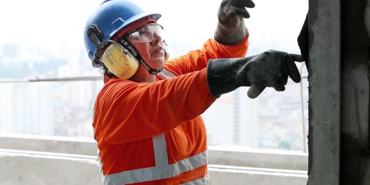 Sencico dictará charlas virtuales y cursos gratuitos para mujeres del sector construcción