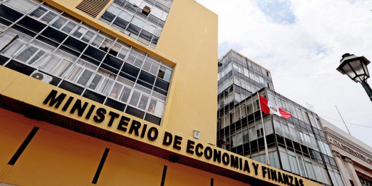 Ejecutivo presenta proyecto de Ley de Presupuesto para el Año Fiscal 2023, por S/ 214.8 mil millones