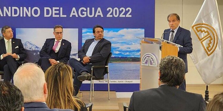 Ministro del Ambiente insta a países de la CAN a unir esfuerzos para conservar el agua