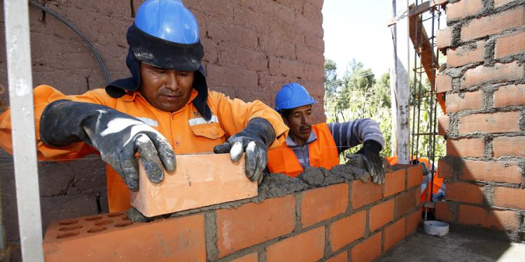 MVCS y Municipalidad de Ilo impulsan construcción de 450 viviendas a través del Promuvi