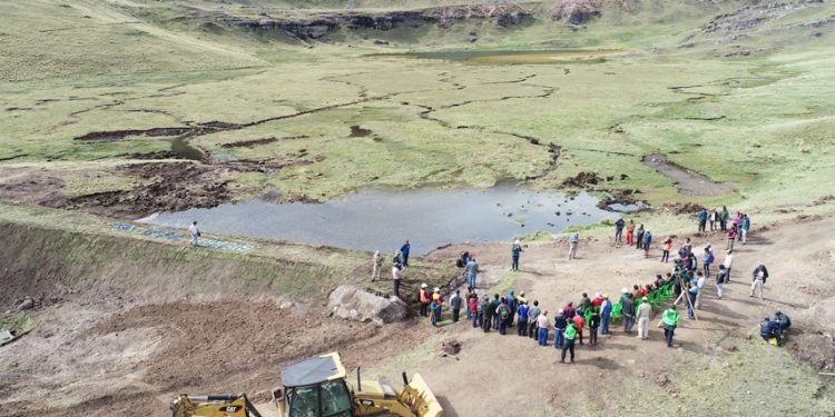 Reactivación del agro incluye S/ 800 millones para infraestructura de riego
