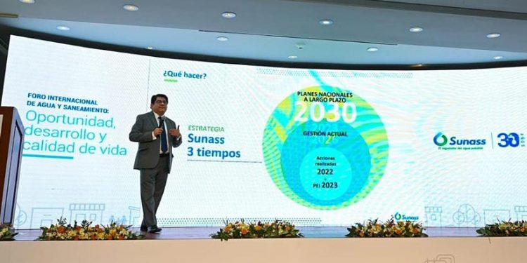 Cierre de brechas en agua y saneamiento requiere aproximadamente S/ 95 mil millones de inversión