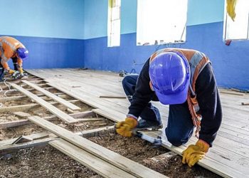 Puno: Transfieren más de S/ 24 millones para dar mantenimiento a 3,971 locales educativos