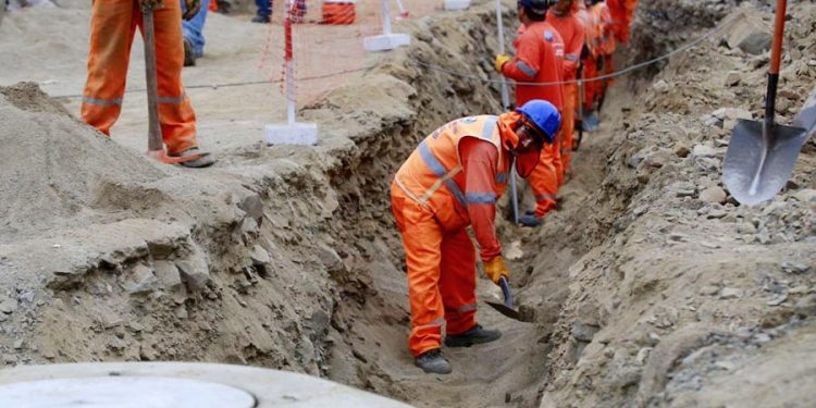Ejecutivo invertirá más de S/ 2,000 millones en seis obras de agua y alcantarillado en Lima y Callao durante el 2023