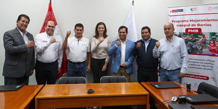 Destinan más de S/ 12 millones para obras de mejoramiento urbano en Puno, Moquegua, Cajamarca y San Martín