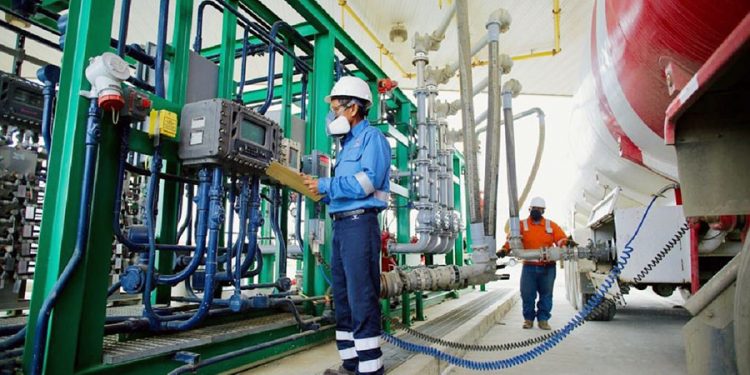 MEF: Hay interesados en construcción de planta petroquímica para producir fertilizantes valorizada en US$ 1,500 millones