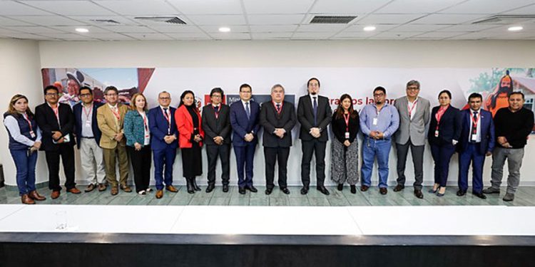 MVCS instaló grupo de trabajo multisectorial para la mejora de la calidad del agua