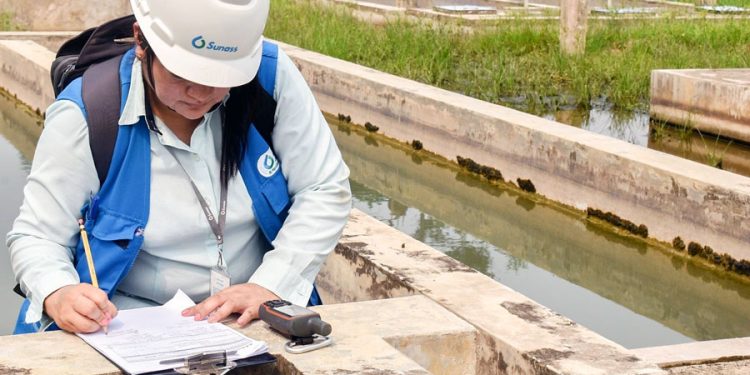 Sunass impuso 1,962 medidas correctivas a empresas de agua potable en 3 años