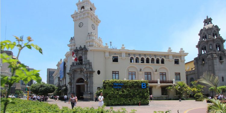 Municipalidad de Miraflores afirma que es falso que haya paralizado 100 anteproyectos de viviendas sostenibles