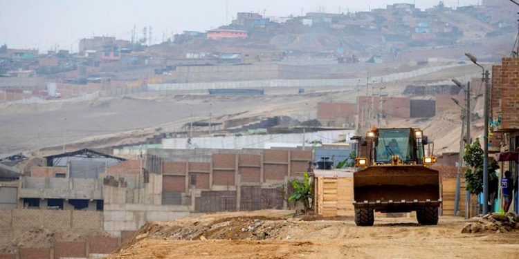 Destinan más de S/ 34 millones para obras viales en AA.HH. 12 de Octubre del Callao
