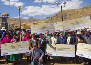 Puno: Entregan más de S/ 30 millones a 26 núcleos ejecutores para construcción de 137 qochas