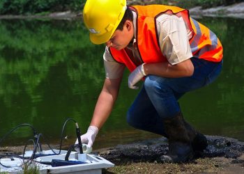 Mediciones in situ de cuerpos de agua con el Multiparámetro 3630 WTW