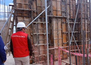 Puno: Detectan deficiencias en construcción de teatro municipal en Yunguyo